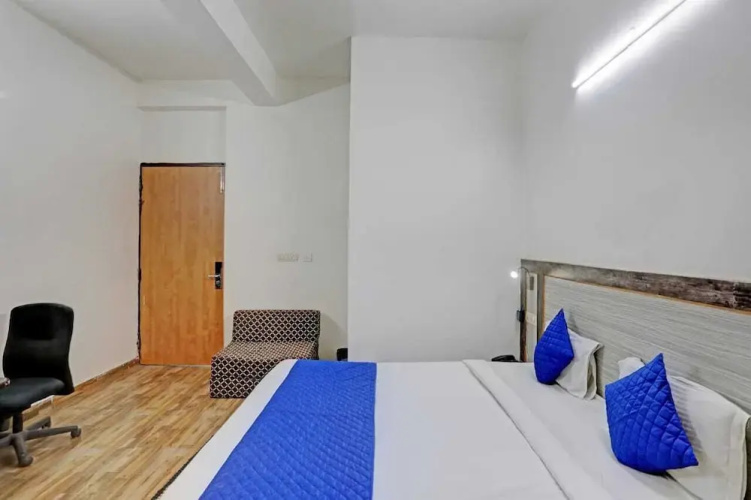 Greater Noida Stay