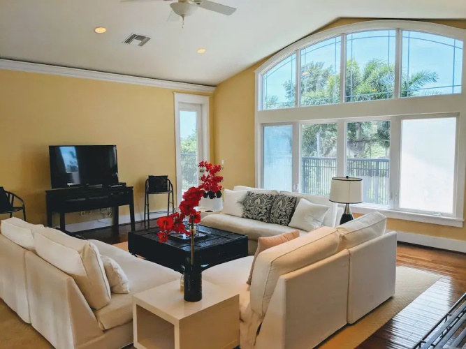 Palm River Estate