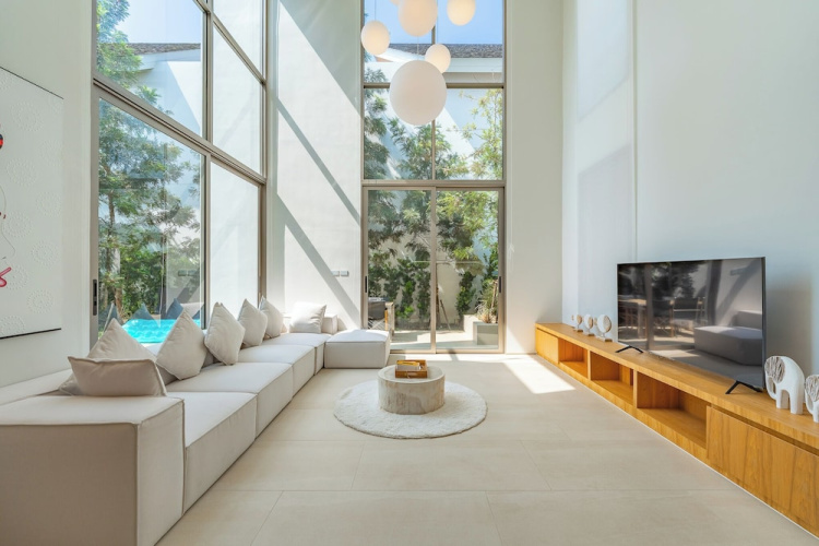 New Stunning Villa Very Modern V183