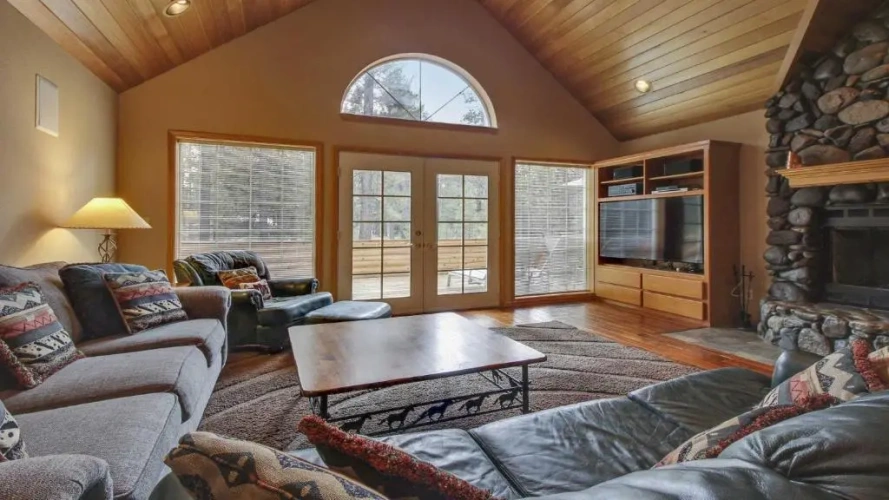 3 Bedrooms Cottage