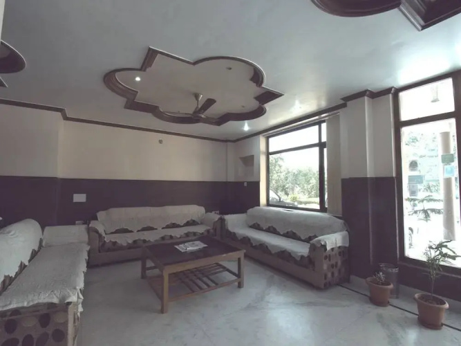 Hotel Devi Mahal by OYO Rooms