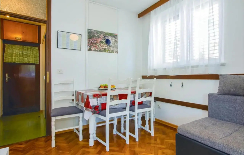 Apartment Antuna Mihanovica 2A/ V
