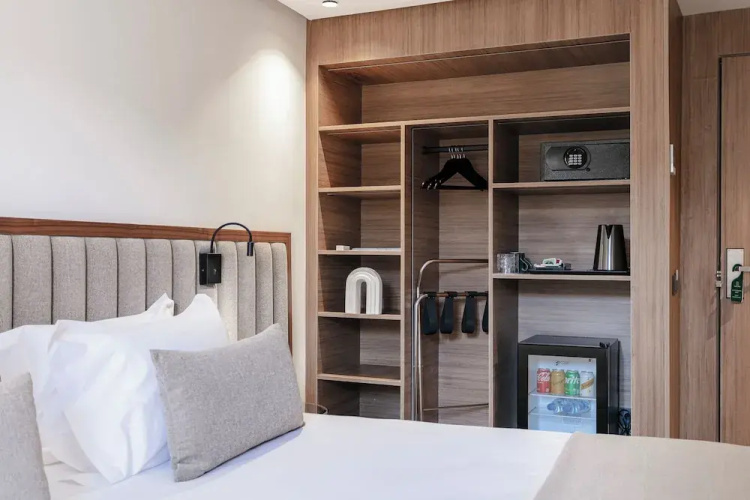 NearYo Hotels