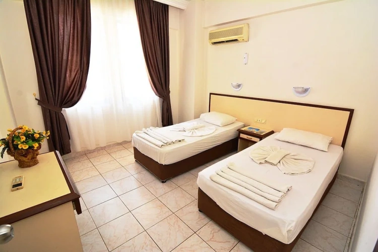Economy Quadruple room