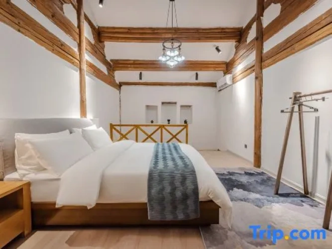 Luxury Double Apartment with balcony and with garden view