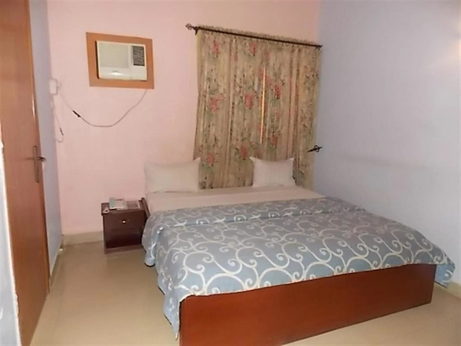 De Next Centre Resort Limited