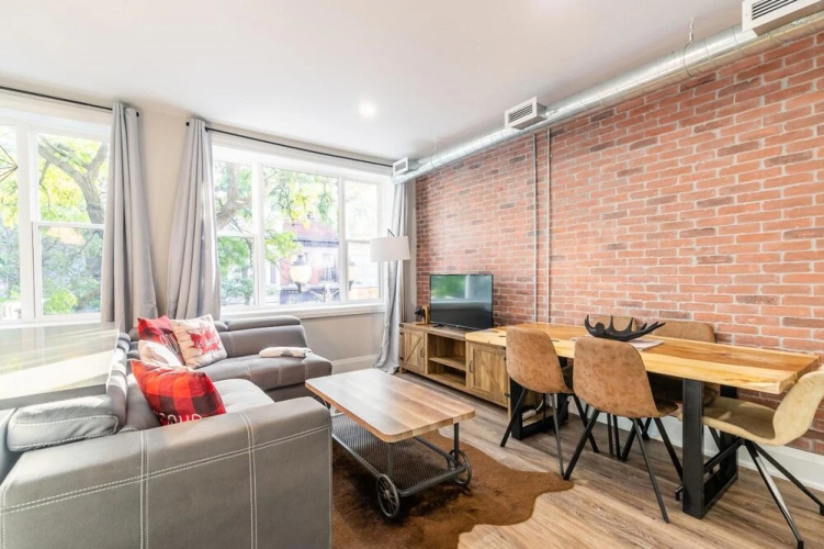 Canadian Style 2Br Loft