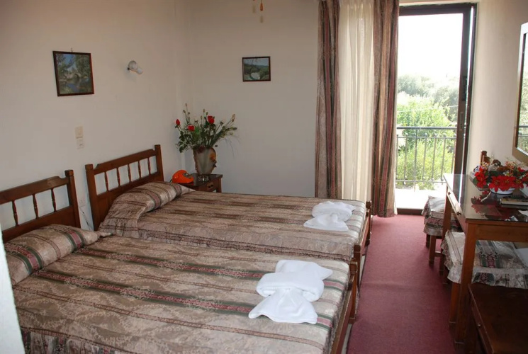 Themisto Hotel