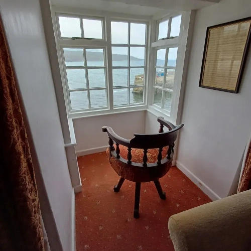 Standard Twin room with sea view