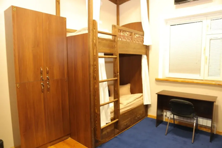 Gallery Hotel — Hostel