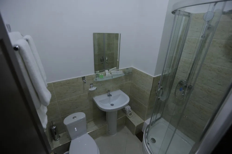 Ayvon Express Hotel