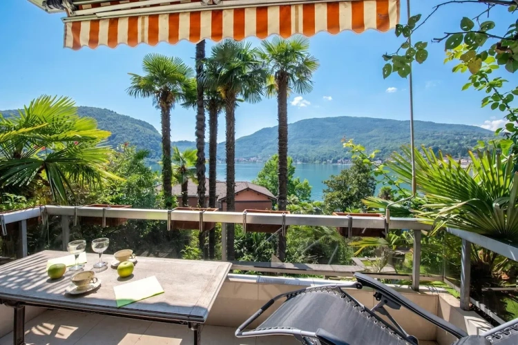 Standard Double Apartment with lake view