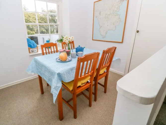 Gunwalloe Cottage