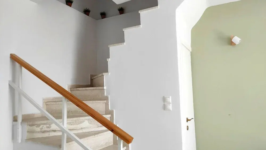Myra Stunning Seaview Maisonette