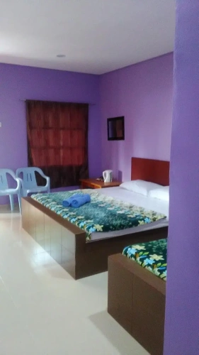 Standard Quadruple Family room