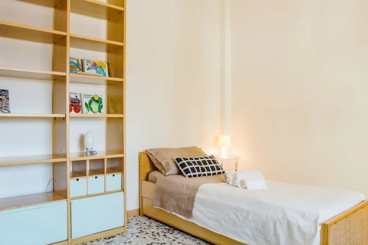 3 Bedrooms Apartment
