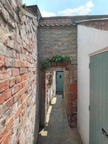 1 Bedroom Double Apartment