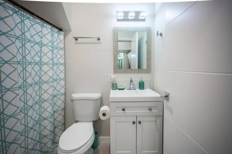 Spacious 500 sqft Studio with Balboa Park View