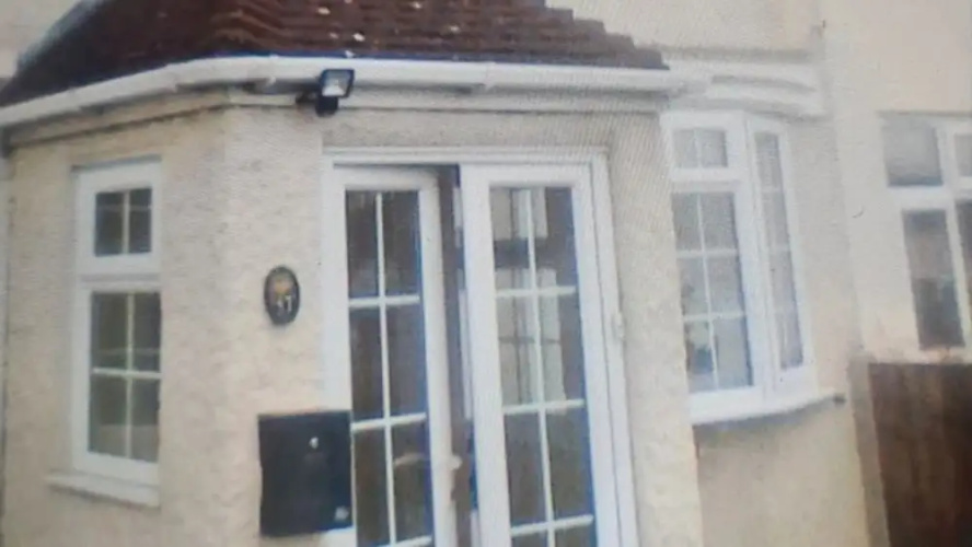 Charming 3-bed House in Dartford