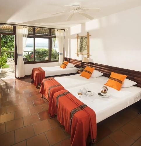 Standard Triple room with balcony