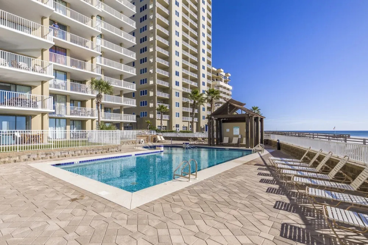 Romar Place Condos