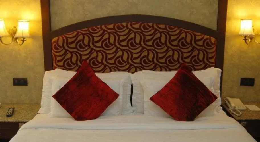 Hotel Arif Castles