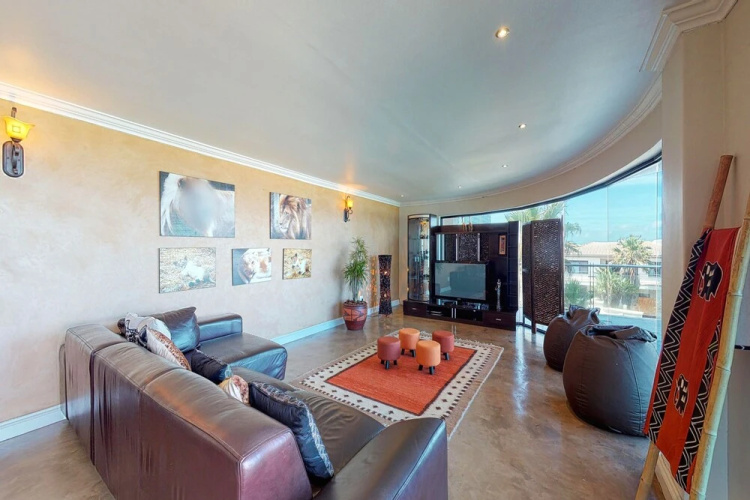 Luxury Beach Villa