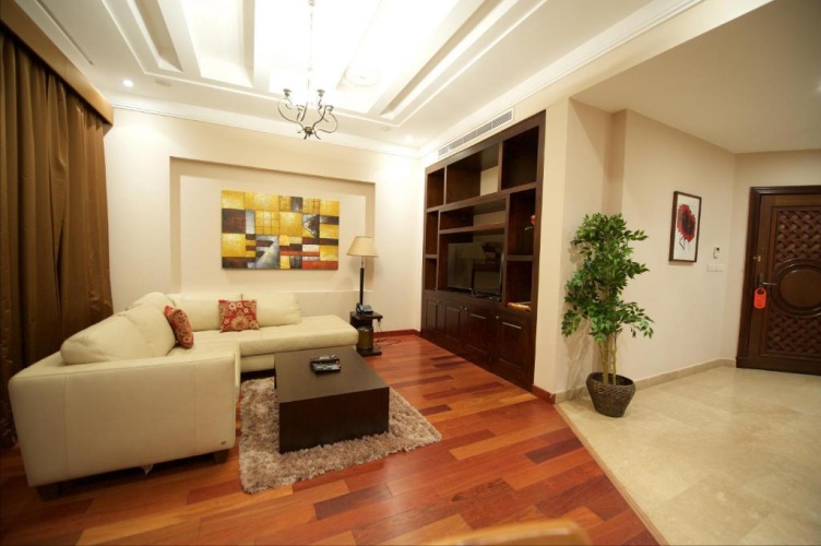 4 Bedrooms Villa