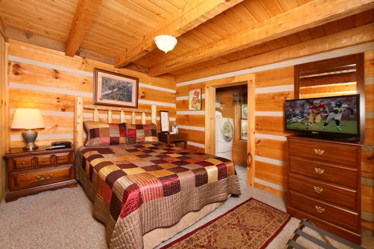 A Walk in the Clouds - Two Bedroom Cabin