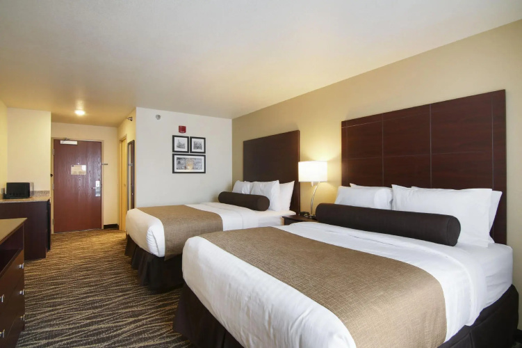 Cobblestone Inn & Suites - Ashland