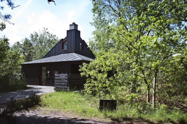 Dronningens Ferieby