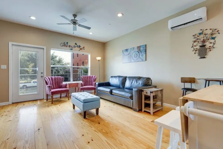 1 Bedroom Apartment with balcony