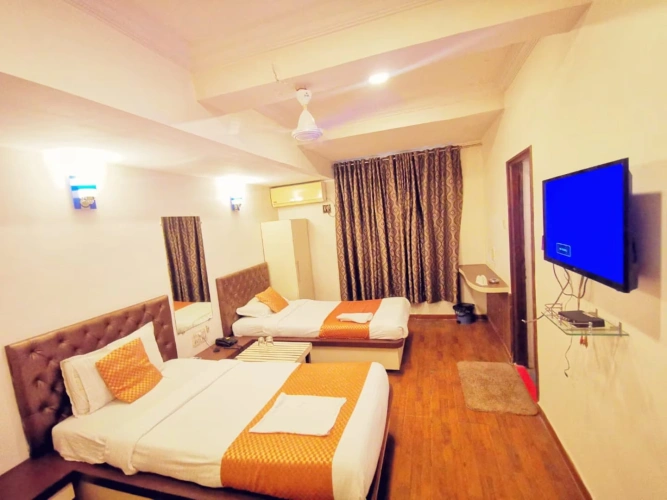 Standard Twin room