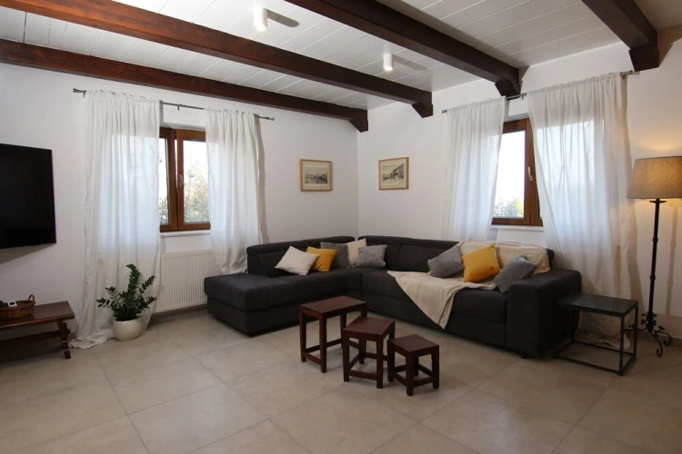 Stone Villa Olea