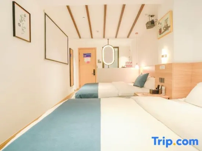 Deluxe Quadruple room