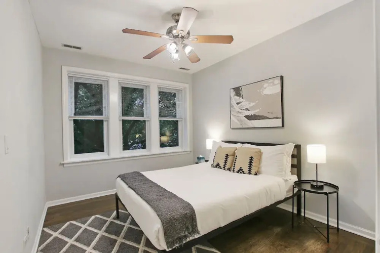 Cozy 2BR Apt - Sunnyside 2E