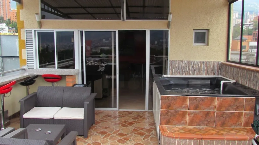 3 Bedrooms Business Sextuple Penthouse room