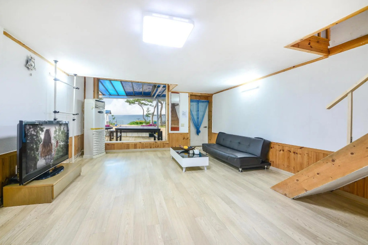 Gangneung Guytack Pension