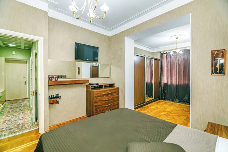 Фотография номера квартиры Luxury Apartment with Flame Tower View