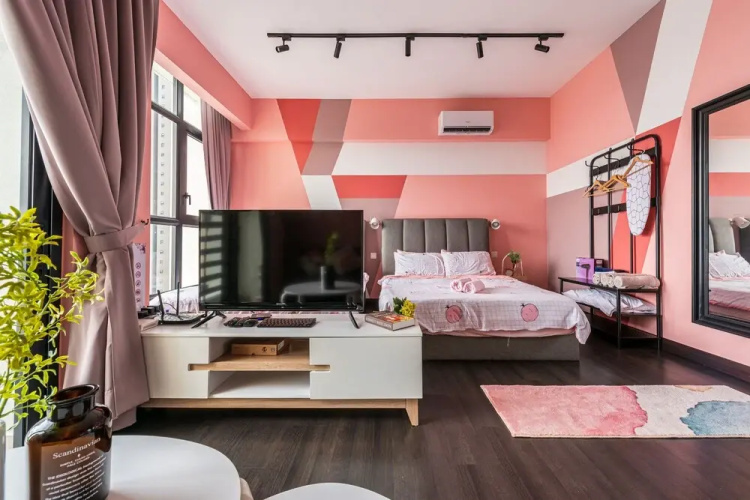 Designer Cozy Studio House