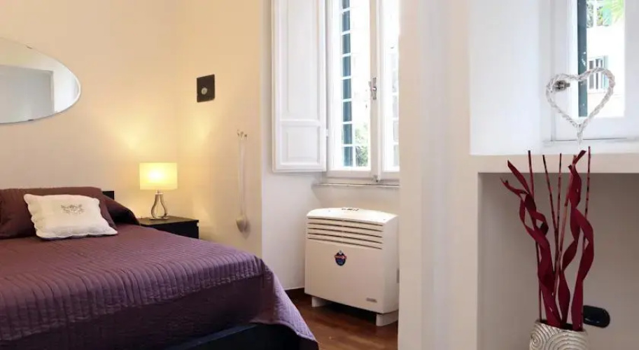 Caracciolo Guest House