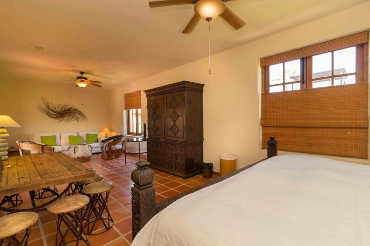 Casa De La Alegria 3BR by Casago
