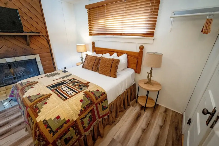 River Ridge Cottages