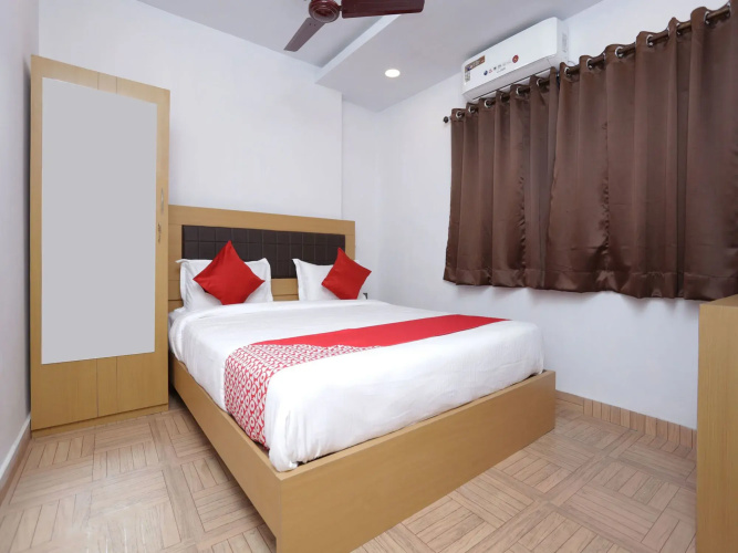Krishna Guest House by OYO