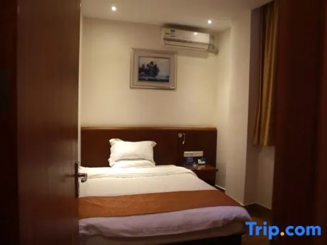 Quadruple Family Suite