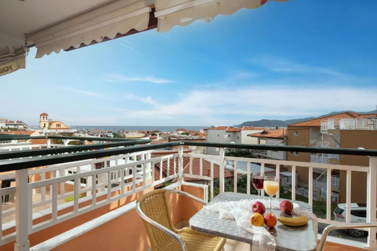 House Toula Elegant