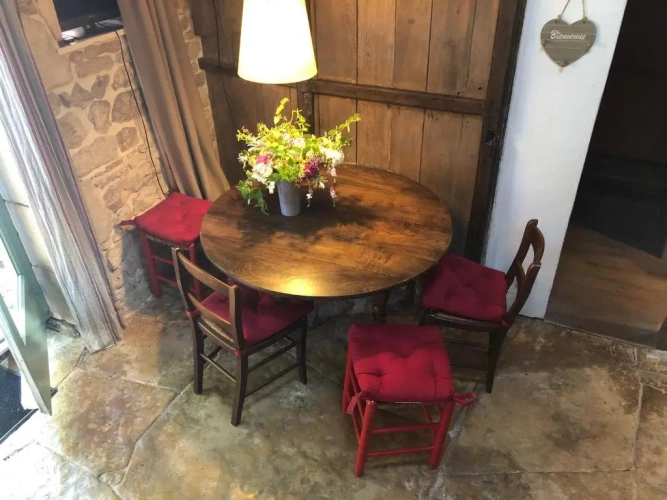 1 Bedroom Cottage with view