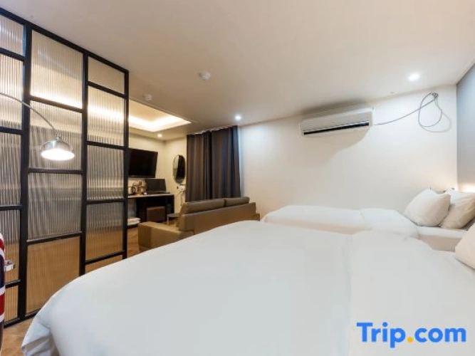 Twin Suite