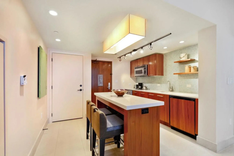 Oceanfront 2Br in North Beach by Sonder