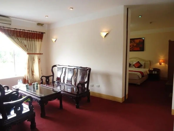 Suite with view